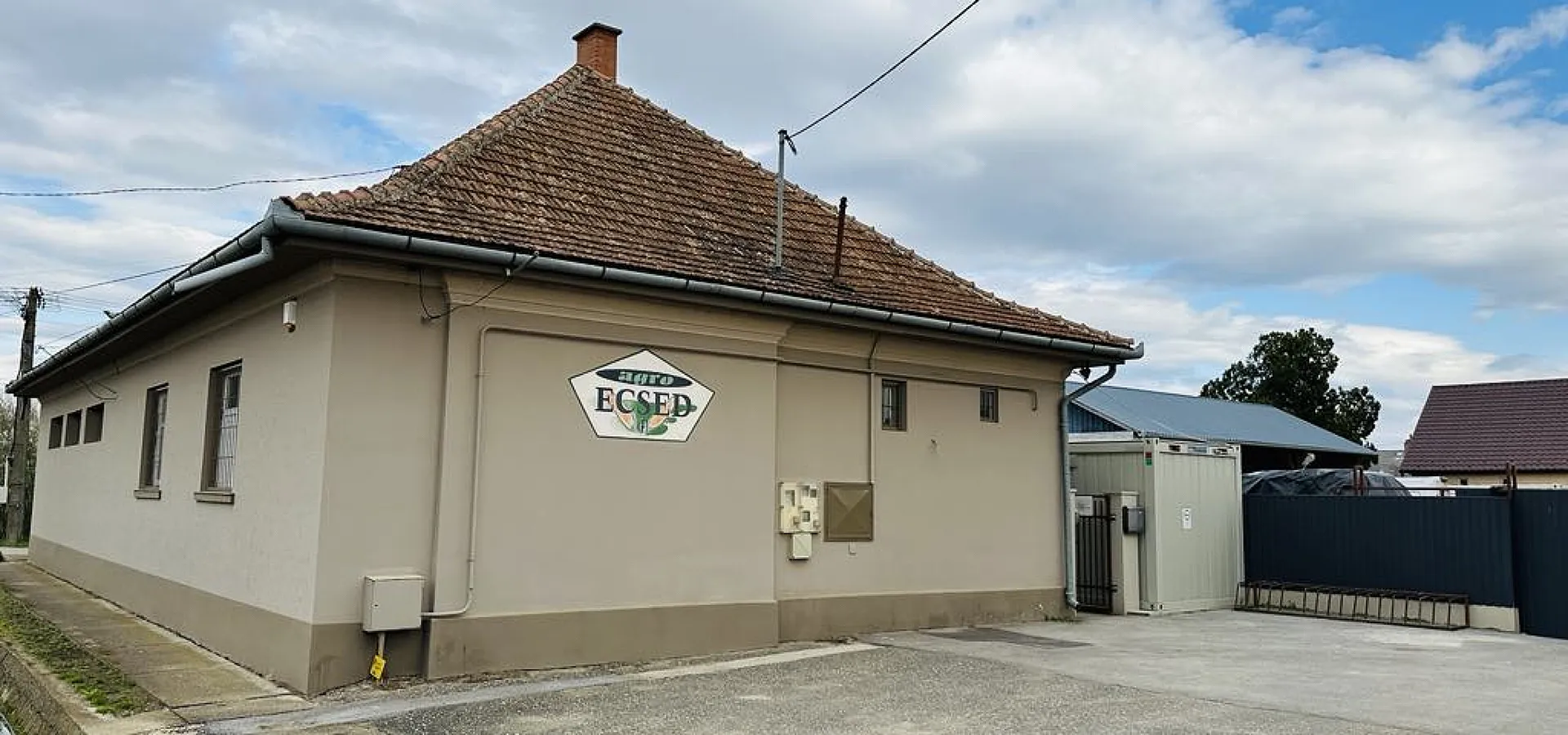 Agroecsed Kft. épület kívülről